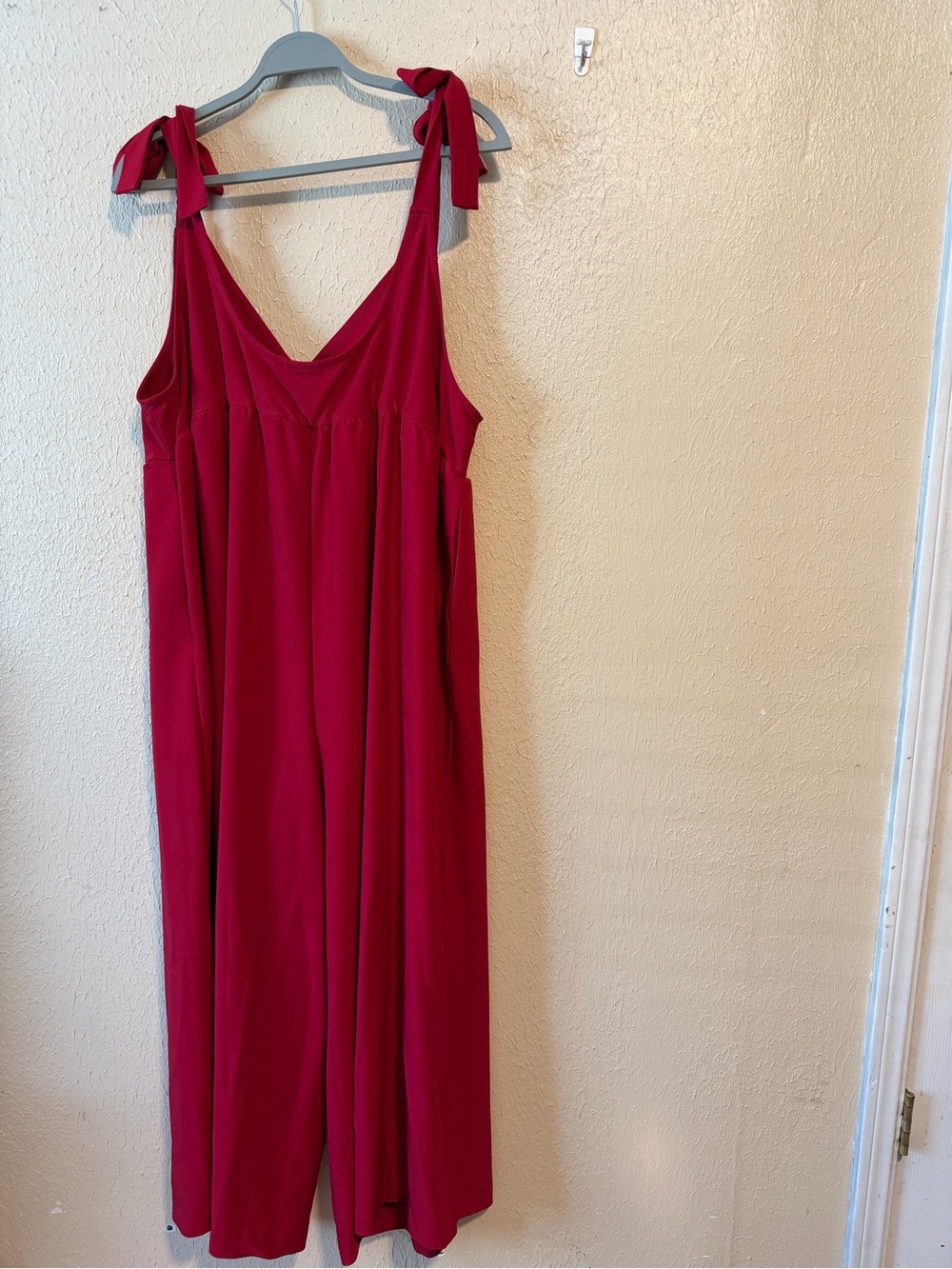 Torrid Wide Leg Jumper Overalls in Sexy Red Size 2X Short Cropped Plus Size - Picture 3 of 8
